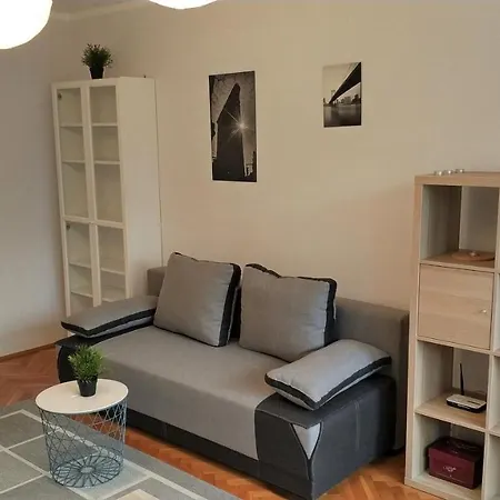 Apartament Wiosenny 52M2 Клодзько Екстер'єр фото